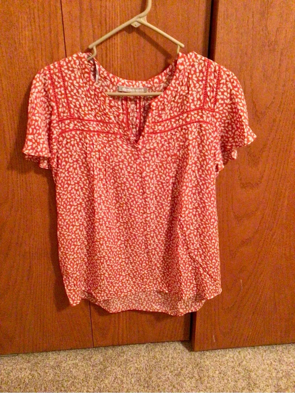 Daniel Rainn Red/Orange and White Printed Flutter-Sleeve Blouse